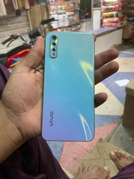 vivo s1 3