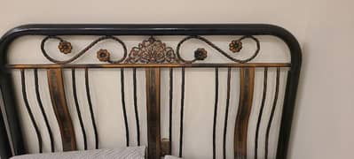 IRON Bed with metress