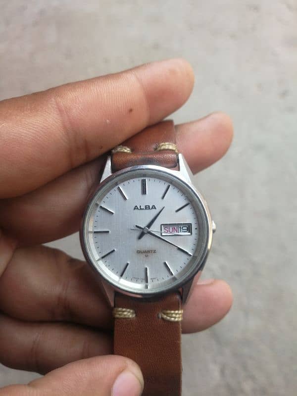 Alba quartz watch  for sale seiko quartz 4