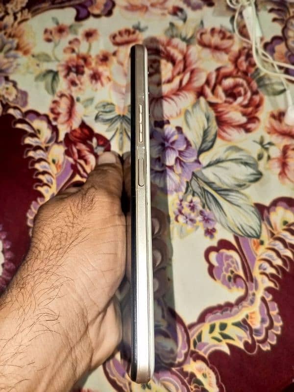 techno camon  6+128 gb condition 10 by 8 8