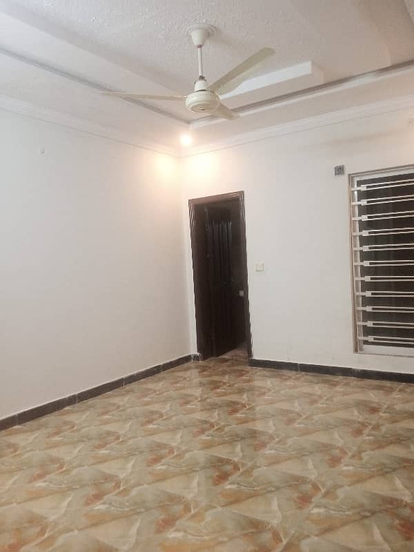 Rawalpindi Bahria Town phase8 awami3.2 bedroom apartment for rent 14