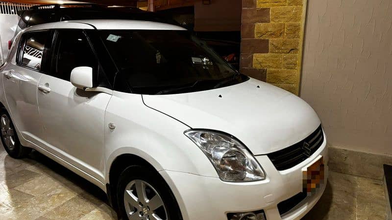 Suzuki Swift 2018 1.3 dlx navigation auto 0