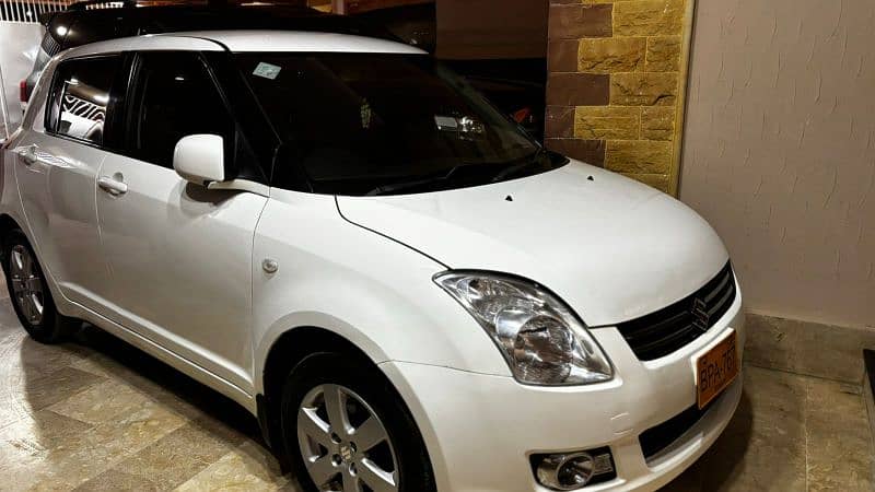 Suzuki Swift 2018 1.3 dlx navigation auto 2