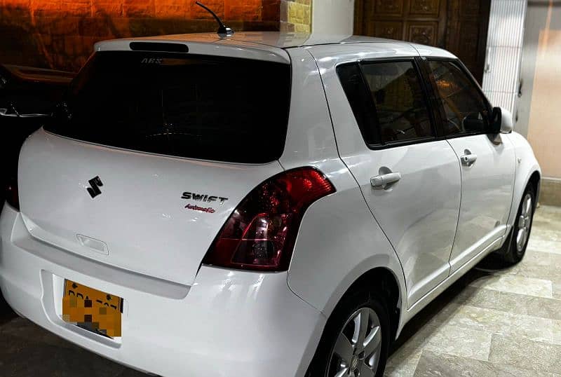 Suzuki Swift 2018 1.3 dlx navigation auto 3