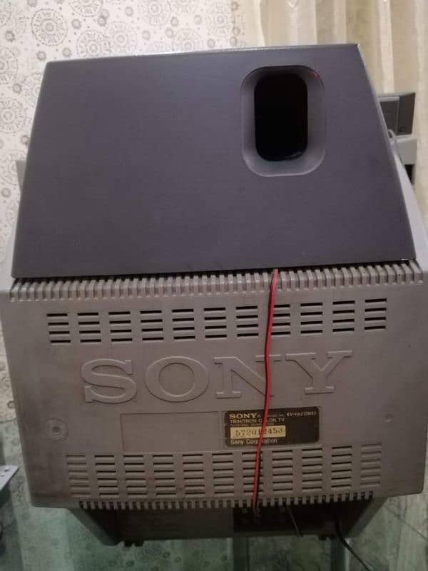 Sony Color TV with Boofer and Speakers for Sale 4