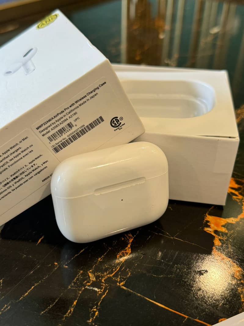 AirPods Pro 2nd Generation with MagSafe Charging Case 5