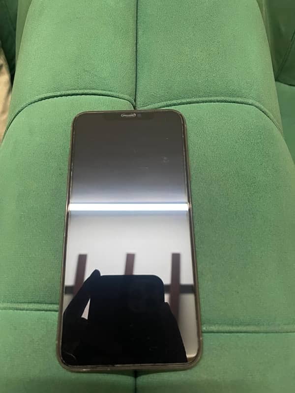 iPhone 11 Pro Max non pta factory unlocked 6