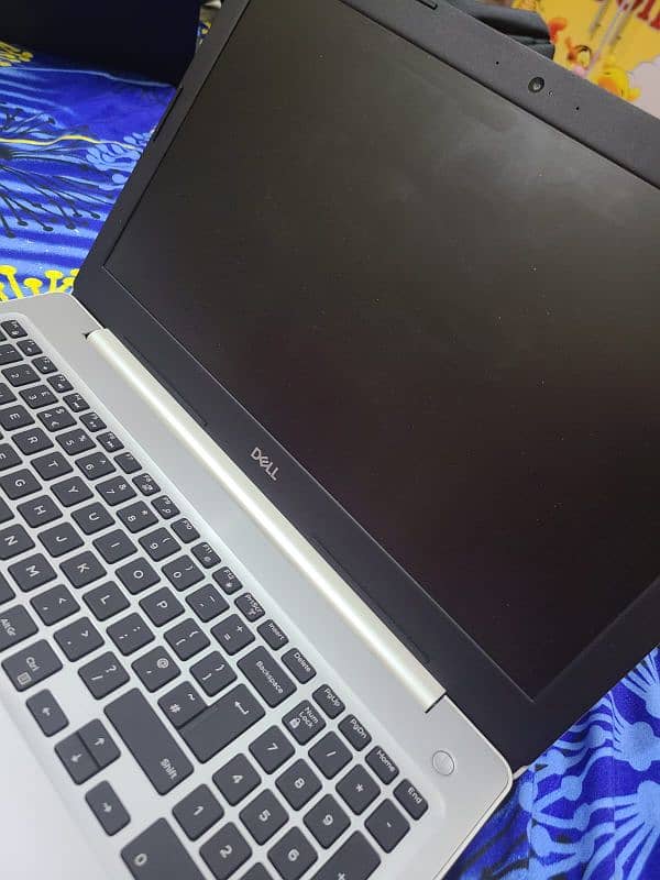 Dell Inspiration 15 5000 Series Laptop 1