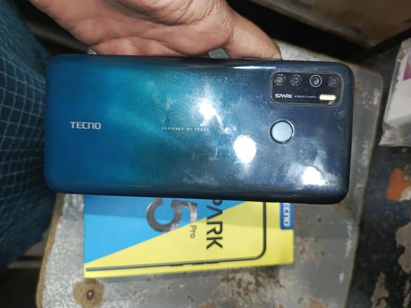 tecno spark 5pr0 (4 64) 1