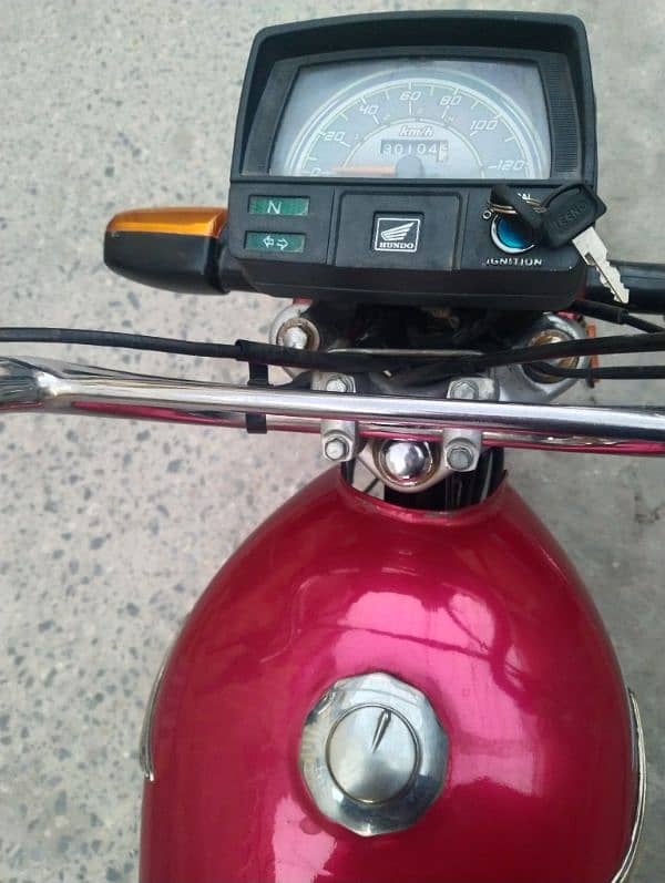 Honda CD 70 2019 9