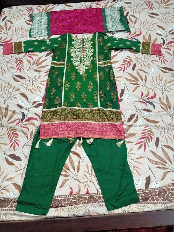 1 time used in abroad stitched suits available 8