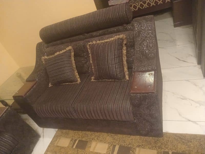 3,2,1 sofa set of good quality material 1