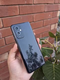 OnePlus 9. . . . . . 8/128. . . . . . . dual sim approved