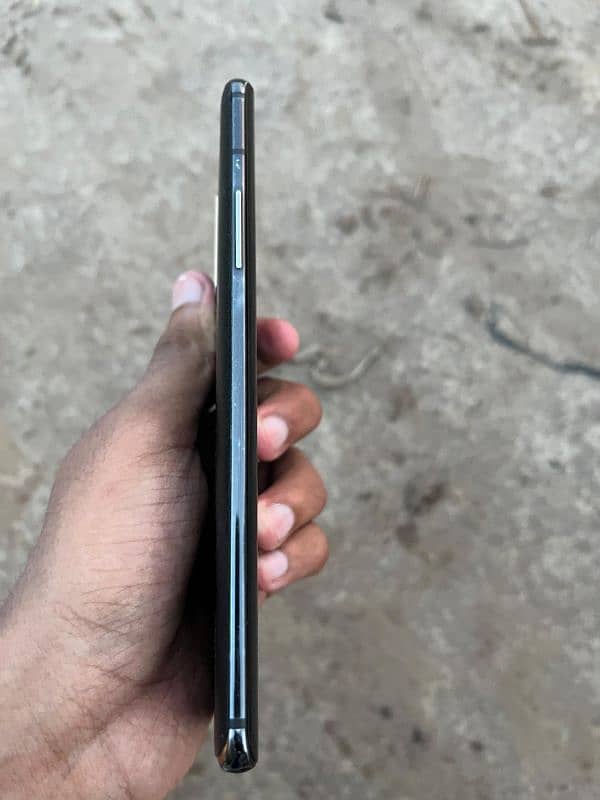 One Plus 7t Pro MacLeran 5