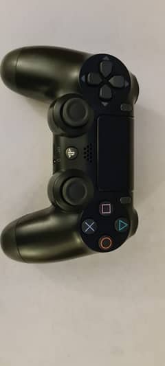 PS4 DualShock 4 controller for Sale 0