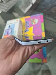 I am selling Xiaomi Redmi A2 plus condition 10/10