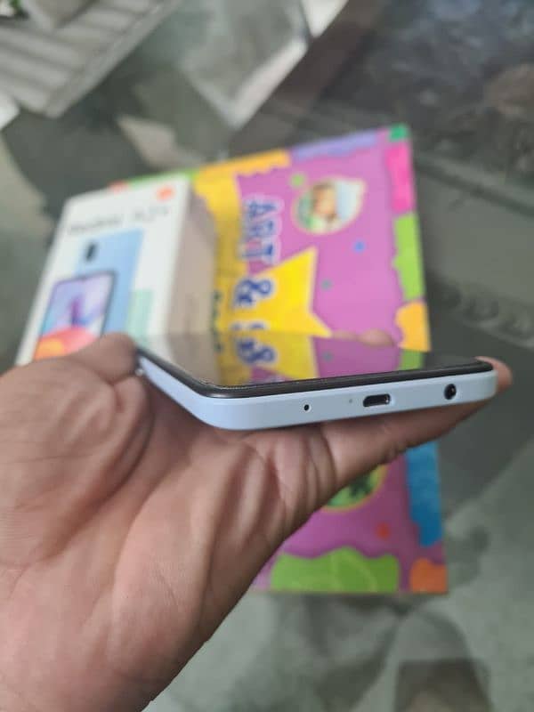 I am selling Xiaomi Redmi A2 plus condition 10/10 0