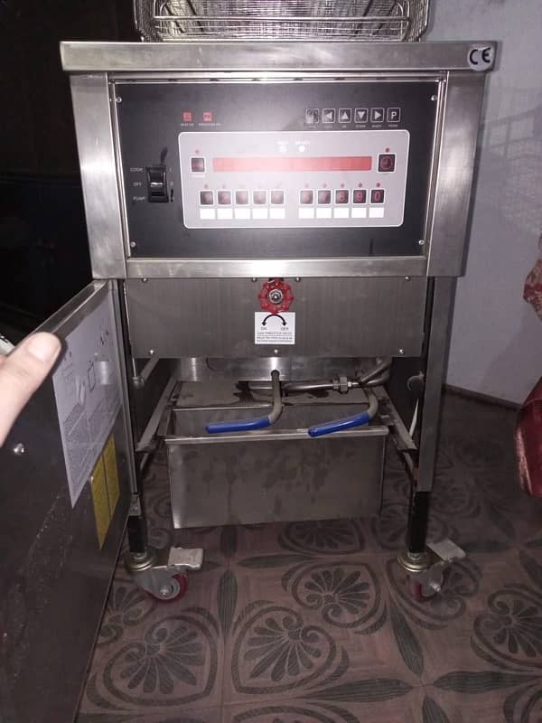 Henny Penny Pressure Fryer 5