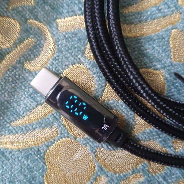 100W Fast Charging Cable with Display 4