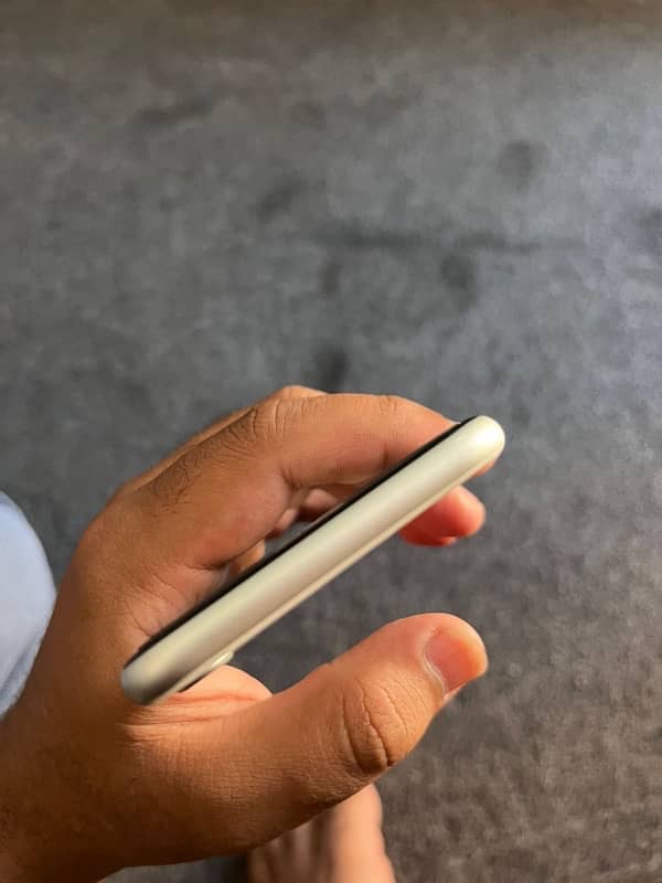 iphone SE(2020) pta 2