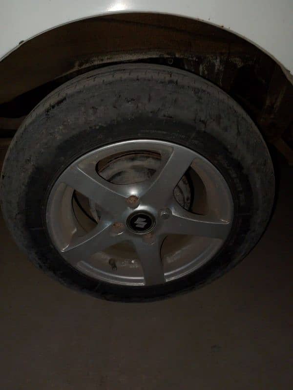 13 inches china allow rim with Tyre 2