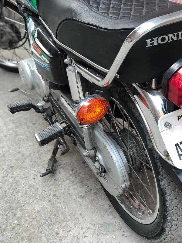 Honda 2022 model 2024 ka number 6