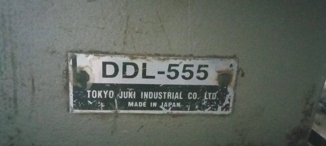 Juki machine model DDL-555 11