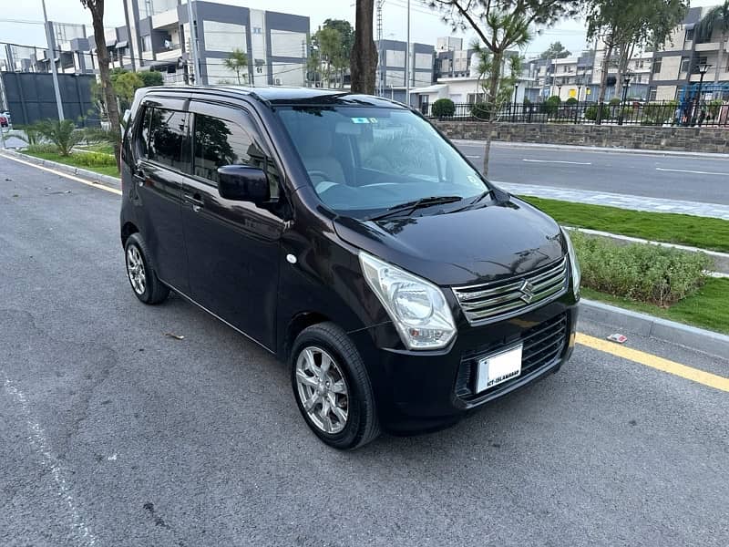 Suzuki Wagon R 2014 4