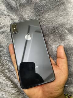 iphone xs max with box 64 GB pta approved