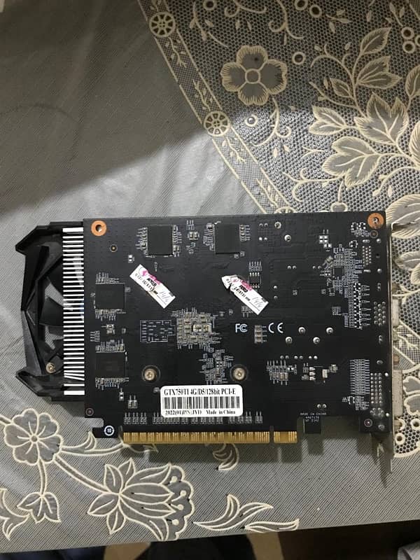 nividia GTX 750ti 4GB 10/10 2