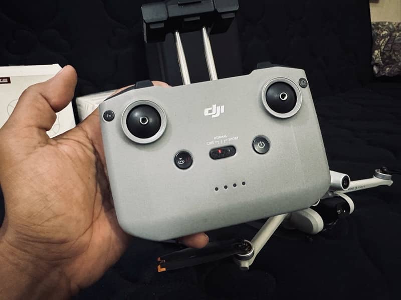 DJI Mini 3 Pro With Guards & Bag 5