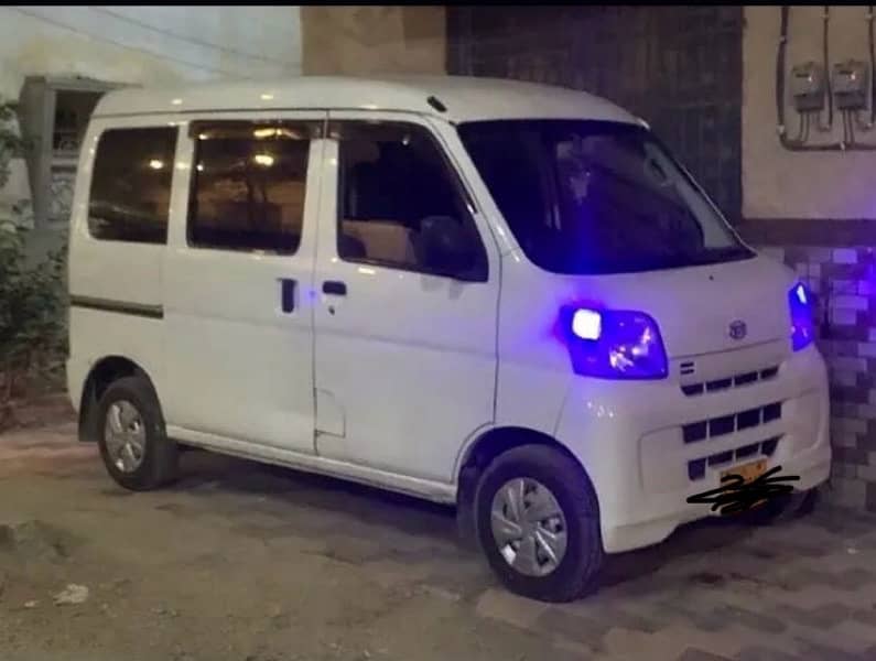 Daihatsu Hijet 2013 1