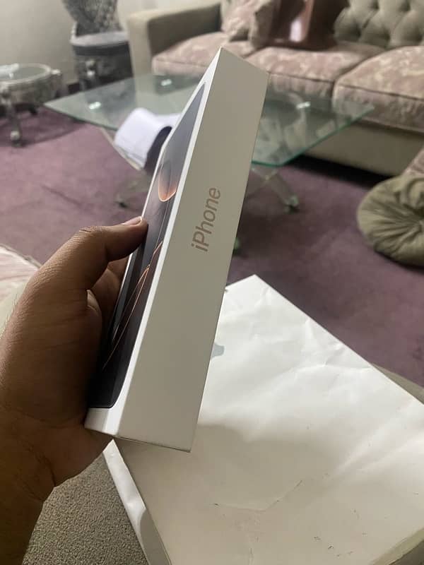 iphone 16 pro max 256GB 4