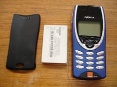 NOKIA 8210I LUXERY