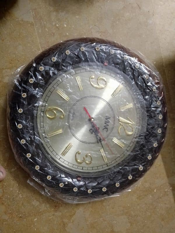 wall clock 3