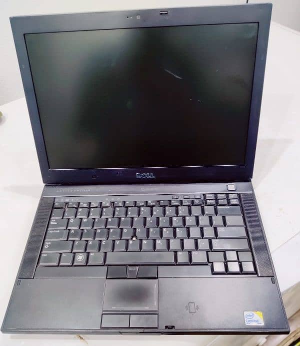 Dell Latitude e6400 core 2 duo 3gb ram 160/250gb hard 0