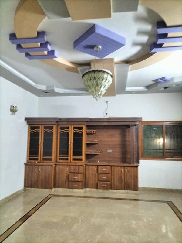 400 sq yards beutyfull new portion for rent in kaneez fatima society 1