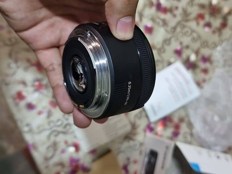 Canon 50mm f1.8 stm with box 1