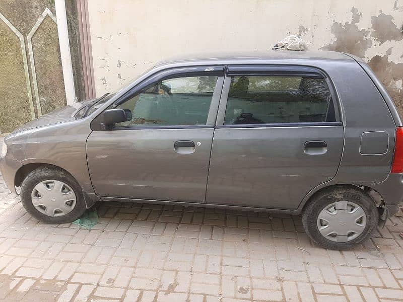 Suzuki Alto 2011 3