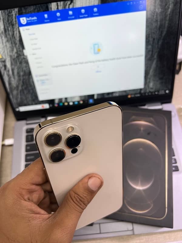 iPhone 12 Pro Max 256GB PTA 4