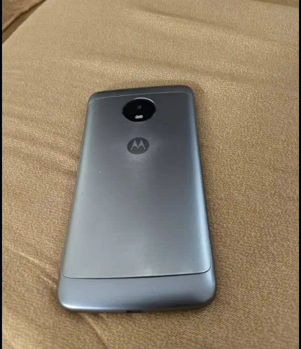 Moto E4plus. 2/16.     exchange possible 1