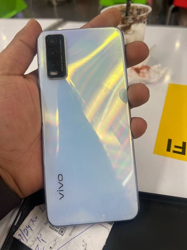 vivo y20 4/64 All ok ha with box 2