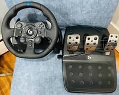 Logitech G923 racing wheel withbox almost new for xbox amd windows pc