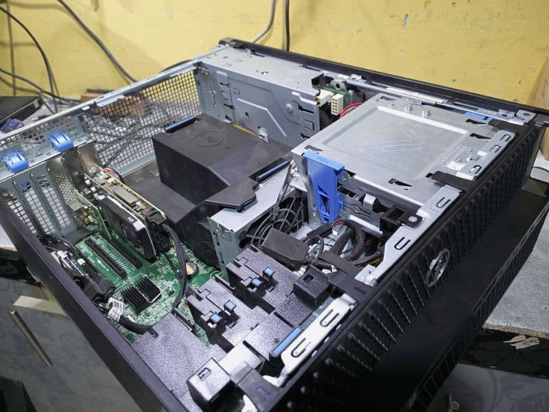 Servers Pc And Motherboard Repair 4