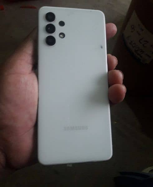 Samsung A 32 genion with box and charger 0