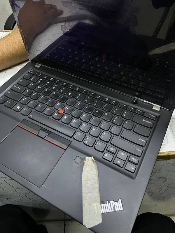 Lenovo T490s i7 8th Gen (16/256) 2