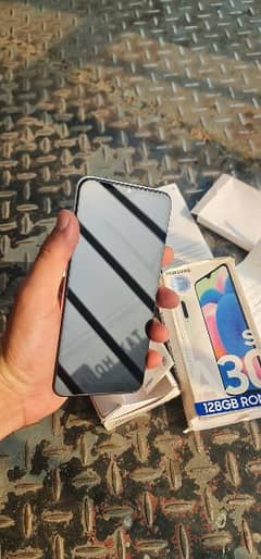 Samsung A30 . . . s  for sal 4gb ram 64gb room. dul sim full box