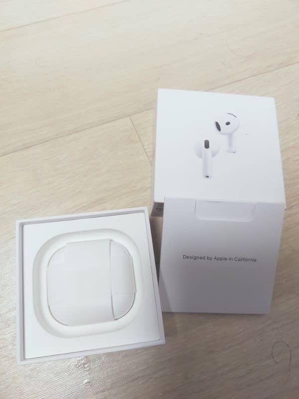 Apple earpods4 with noise cancellation 2