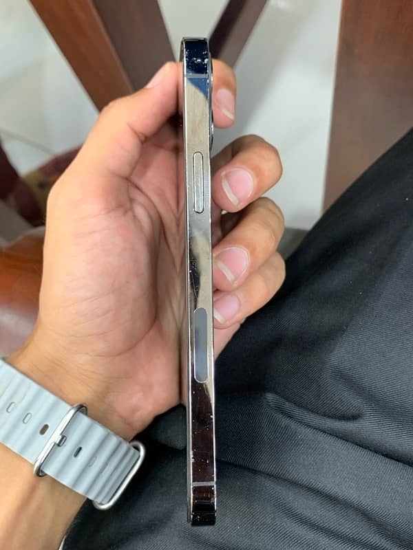 Urgent Sale Iphone 12 Pro Non pta Factory unlock iphone 11/12pro/13pro 6