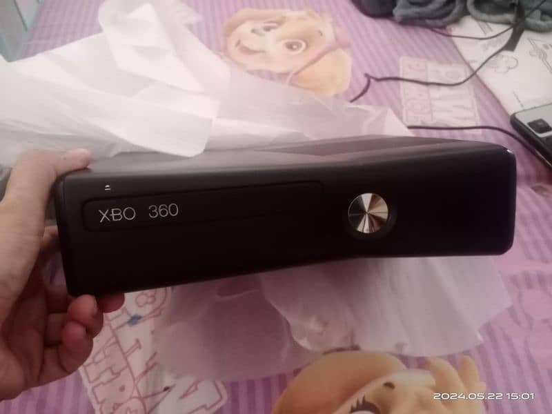 Xbox 360   250GB   10/10 4